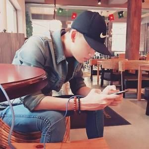 Meet your Posher, PhÃºc